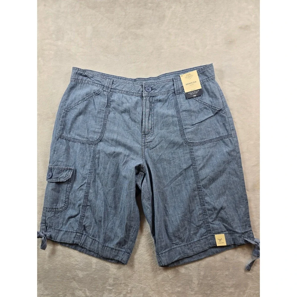 St. John's Bay Bermuda Shorts Womens 14 Blue Cotton Mid Rise Cargo Chambray NEW - Picture 2 of 7